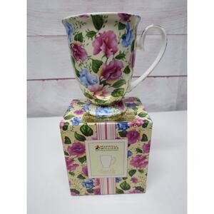 2003 Maxwell & Williams Sweet Pea Fine Bone China Mug in Original Box Floral